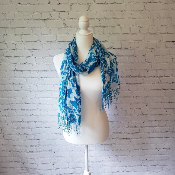 Lightweight Scarf - Picture 2 of 14